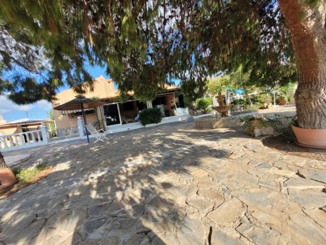 Chalet en venta en El Campello photo 0