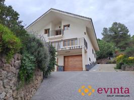 Casa en venta en Vallirana, EL LLADONER photo 0