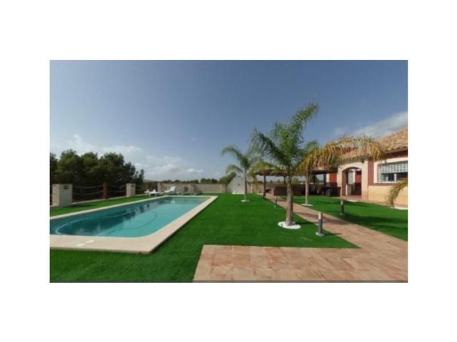 Chalet en venta en Aledo photo 0