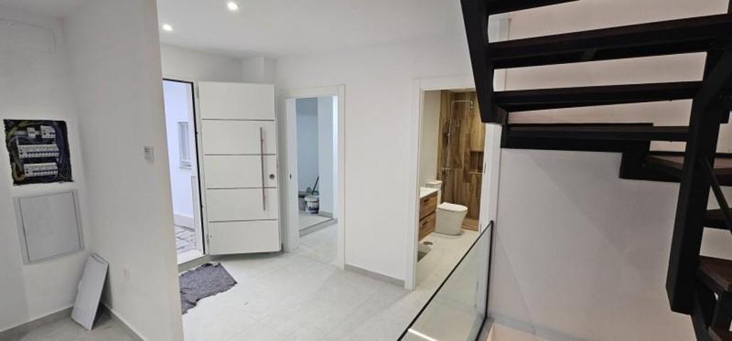 Casa en venta en Granada, Albaycin photo 0