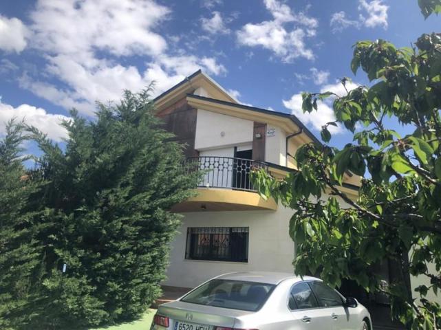 Casa en venta en Golmayo, Urb. Camaretas photo 0