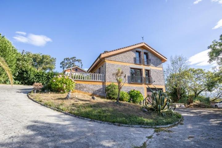 Casa en venta en Las Regueras, Las Regueras photo 0