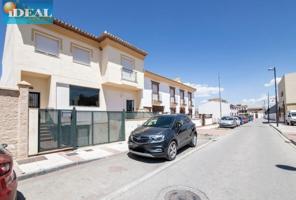 Edificio en venta en Chauchina, CENTRO SALUD photo 0