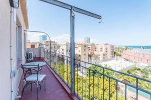 Aticos en venta en Barcelona, La Barceloneta photo 0