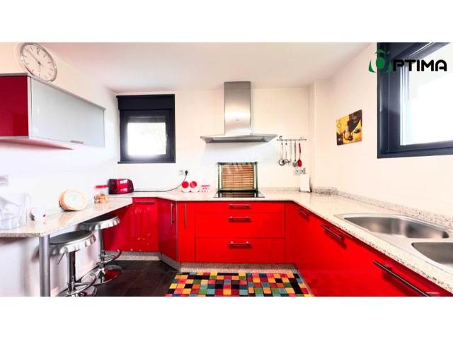 Chalet en venta en Teo photo 0