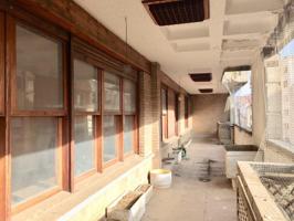 Piso en venta en Badajoz photo 0