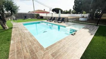 Chalet en venta en Chiclana de la Frontera, La Coquina photo 0