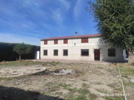 Casa con terreno en venta en Fuente Vaqueros, Colegio federico garcía lorca photo 0
