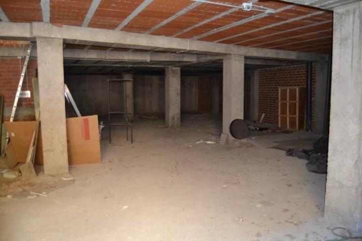 Local comercial en venta en Plasencia, Miralvalle photo 0