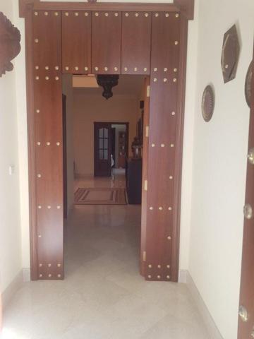 Casa en venta en Marchena, Centro photo 0