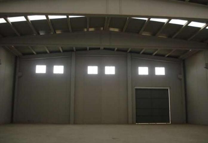 Nave industrial en venta en Villares de la Reina, P.I Los Villares photo 0