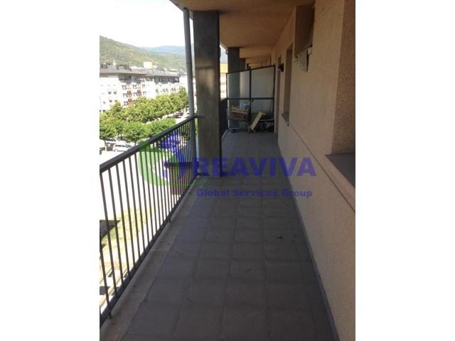 Duplex en venta en La Seu d'Urgell photo 0