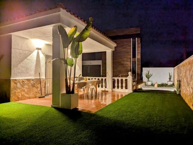 Chalet en venta en Águilas, Calarreona photo 0