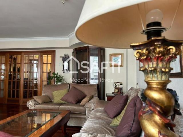 Piso en venta en Vigo photo 0