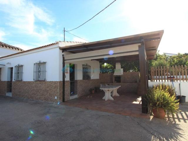 Casa con terreno en venta en Coín photo 0