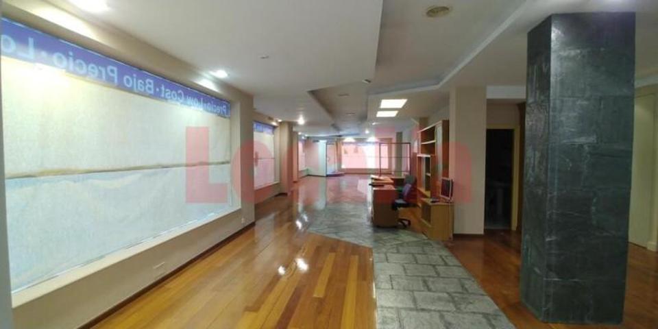 Local comercial en venta en Santander photo 0
