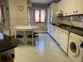 Adosada en venta en Lardero, Villapatro photo 0