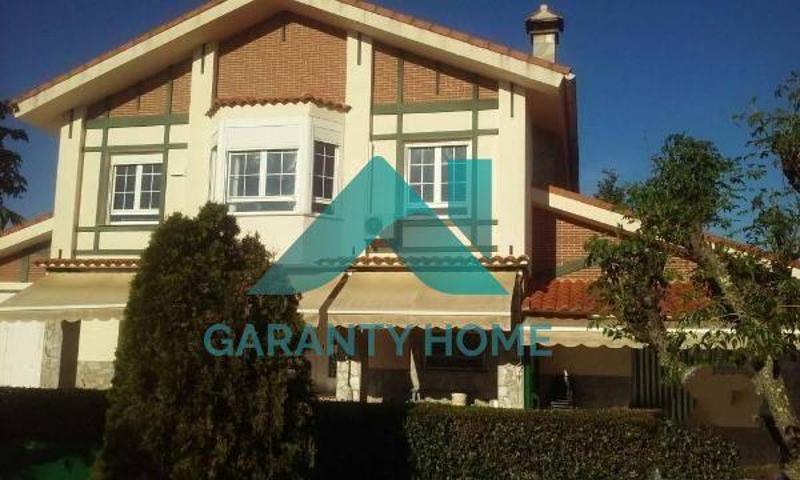 Chalet en venta en Malpartida de Cáceres, LAS ARENAS photo 0