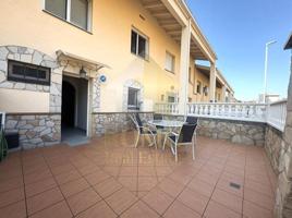 Casa en venta en Polinyà, CENTRE photo 0