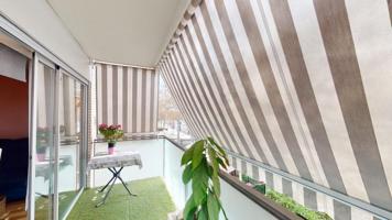 Piso en venta en Castelldefels, Els Canyars photo 0