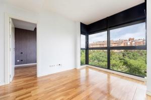Apartamento en venta en Madrid, Rosas photo 0