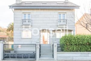 Casa en venta en Oleiros photo 0