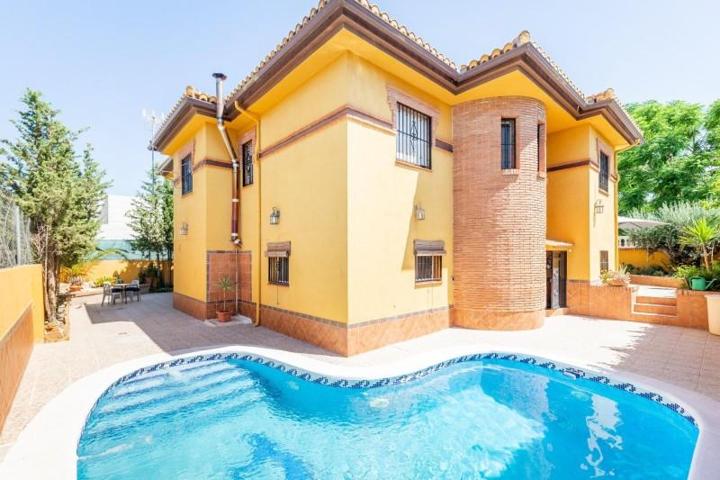 Chalet en venta en Cúllar Vega, El ventorrillo 1 photo 0