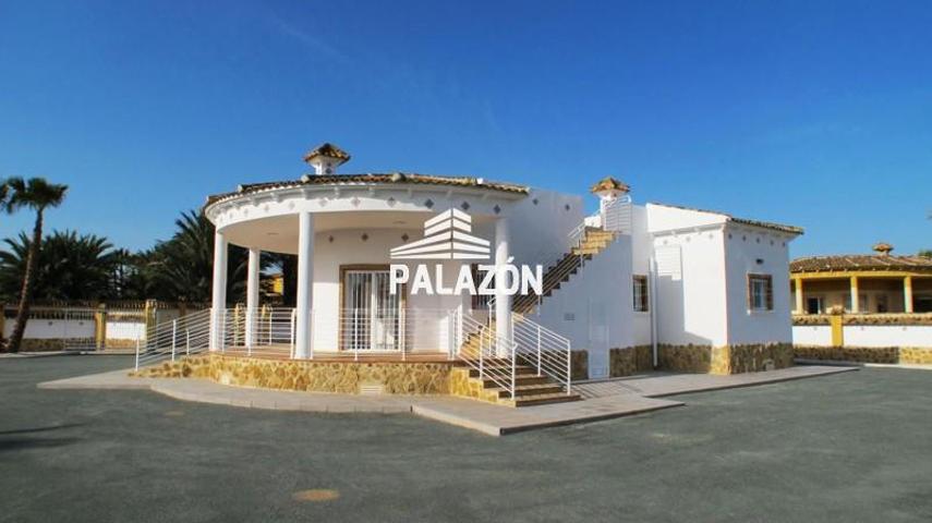Chalet en venta en Catral photo 0