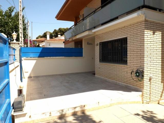 Bungalow en venta en Segur de Calafell, PLAZA ESPANYA photo 0