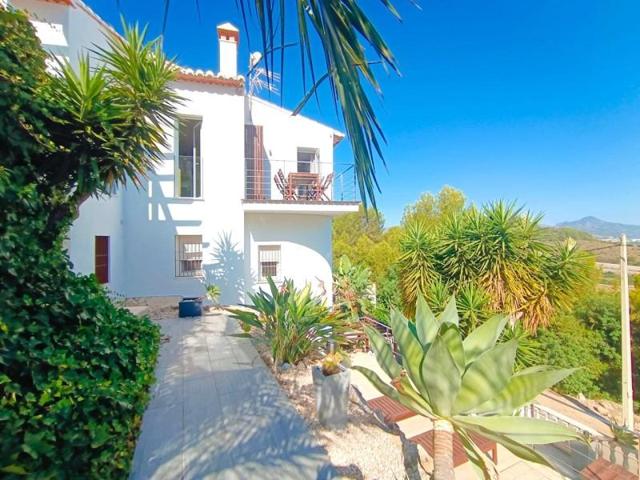 Chalet en venta en La Font d'En Carros, Urbanització Tossal Gross, 46717 photo 0