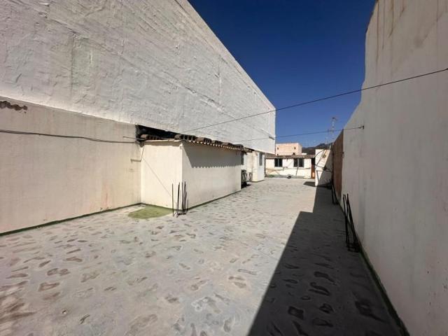 Adosada en venta en Santa Lucía de Tirajana, AVENIDA DE CANARIAS photo 0
