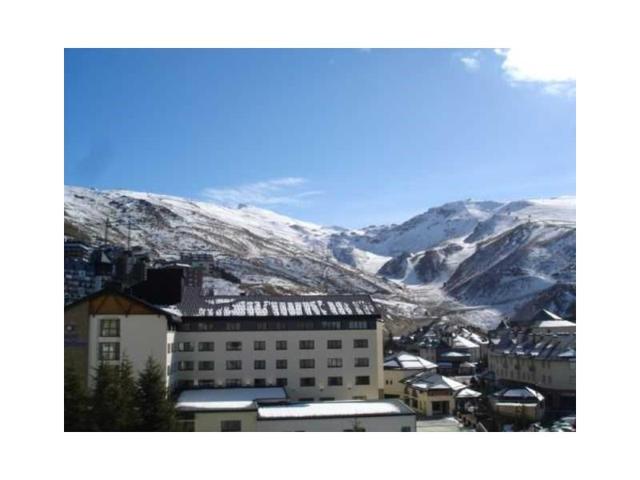 Apartamento en venta en Sierra Nevada photo 0