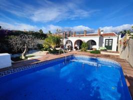 Chalet en venta en Nerja, Los tablasos photo 0