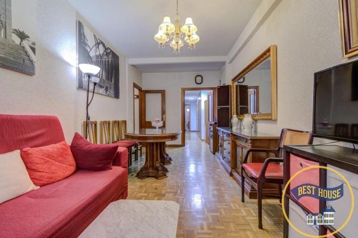 Piso en venta en Madrid, Delicias photo 0