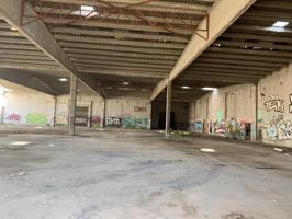 Nave industrial en venta en Puigpelat, Centro photo 0