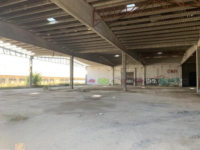 Nave industrial en venta en Puigpelat, Centro photo 0