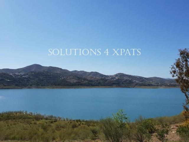 Chalet en venta en Viñuela photo 0