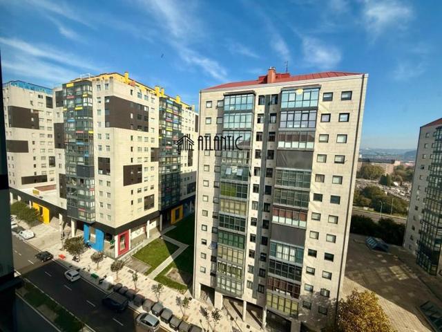 Piso en venta en Vigo, Alcabre photo 0