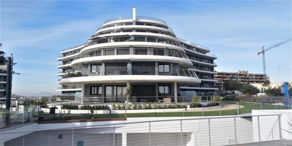 Apartamento en venta en Elche, Playa - Arenales del Sol photo 0