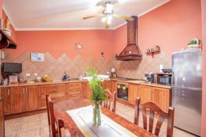 Casa en venta en La Orotava, La Perdoma - San Antonio - Benijos photo 0