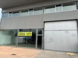 Nave industrial en venta en Palma del Río, Andalucia photo 0