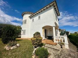 Chalet en venta en El Vendrell, El vendrell photo 0