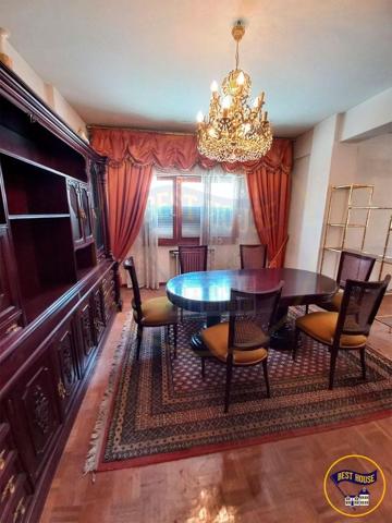 Piso en venta en Cuenca, Centro photo 0