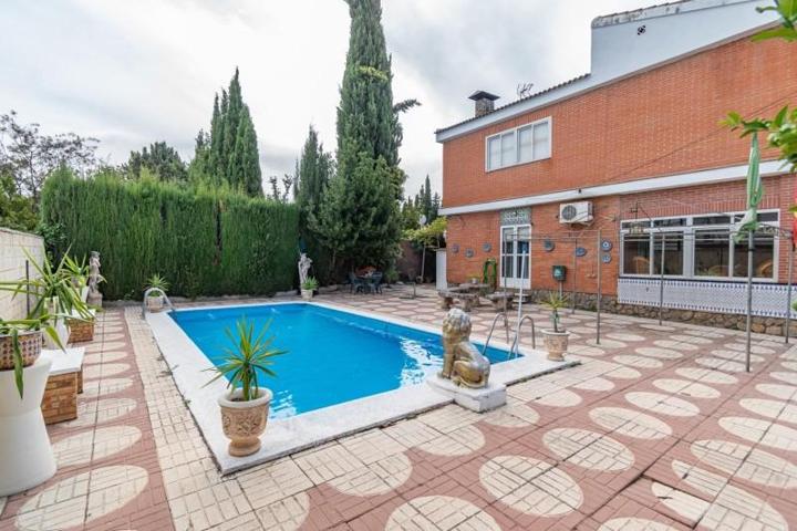 Chalet en venta en Otura, Centro photo 0