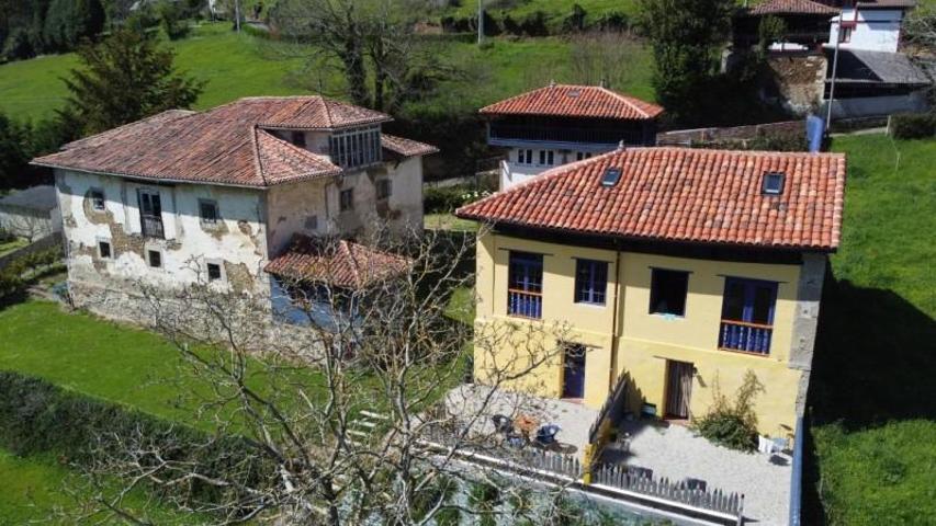 Chalet en venta en Pravia, Folgueras photo 0