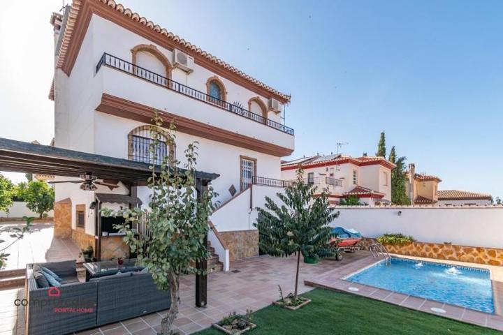 Chalet en venta en Cúllar Vega, El ventorrillo 1 photo 0