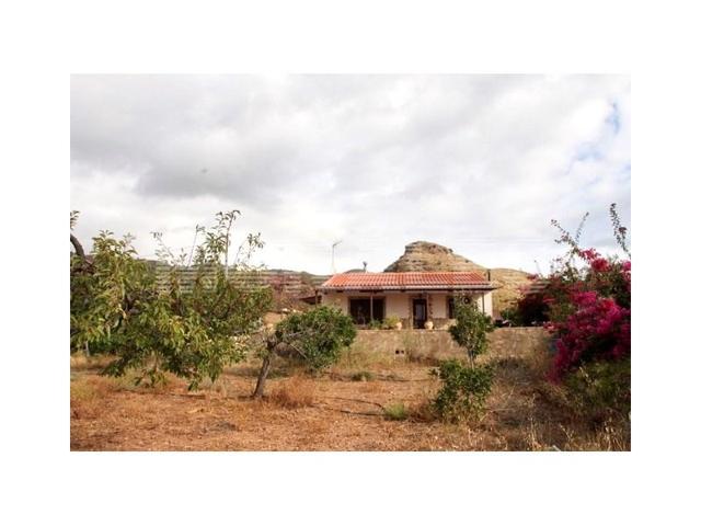 Casa con terreno en venta en Lorca photo 0