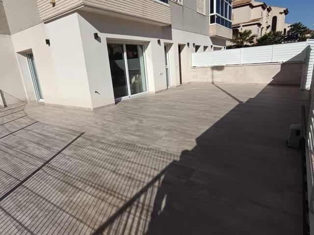 Piso en venta en Torrevieja, Torreblanca photo 0