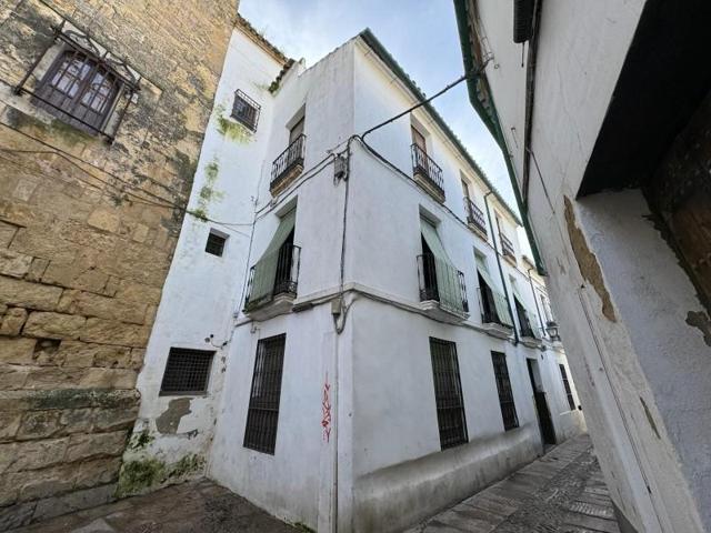 Casa en venta en Córdoba, Casco Antiguo photo 0