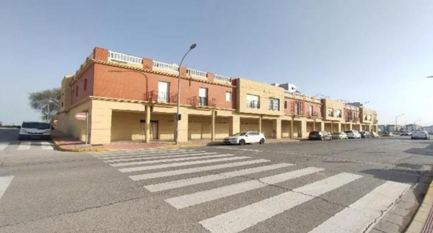 Local comercial en venta en Dos Hermanas, Dos Hermanas photo 0